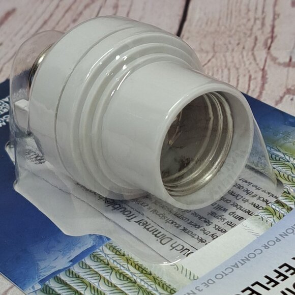 Westek 3-Level Touch 150W Indoor Universal Dimmer for Incandescent Bulbs - Picture 5 of 9